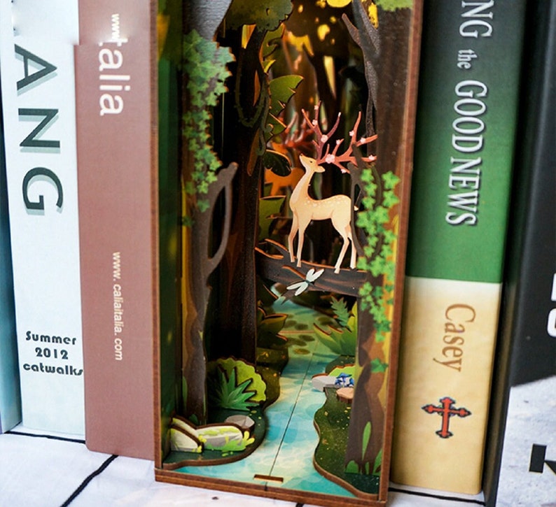Forest Story Book nook, book shelf insert, bookend DIY handmade splicing model gift 