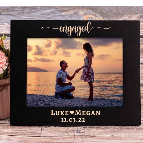 Personalized Engaged Picture Frame, Couple Engagement Gift for Wedding, Gift Ideas for Bride and Groom, Newly Engaged Frame Gift for Couple