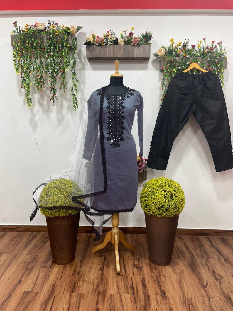 Latest Trending Pakistani Salwar Kameez Pakistani Wedding Dresses Indian dress Eid Style Suit Latest Salwar Kameez 2021
