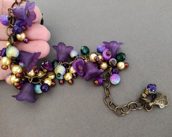 Purple flower bracelet, floral theme, summer bracelet, bright flower bracelet, floral bracelet, colored charm bracelet, charm bracelet, gift