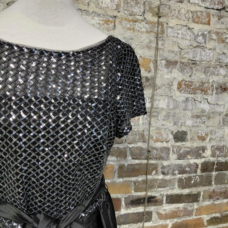 Adrianna Papell Formal Evening Dress Size 10 Black Wedding Guest Prom Pageant Cocktail Party image 7
