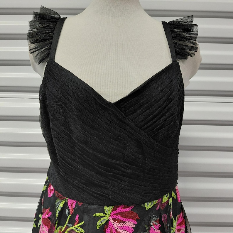Adrianna Papell Dress Size 10 Black Floral Embroidered Whimsigoth Cocktail Party Wedding Guest image 6