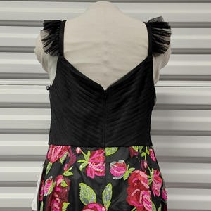 Adrianna Papell Dress Size 10 Black Floral Embroidered Whimsigoth Cocktail Party Wedding Guest image 9