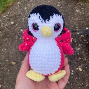 Primp The Penguin Crochet Pattern image 3