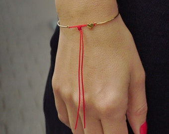 Love Bracelet for Valentine's Day - Heart Charm Bracelet in Gold - Adjustable Red String Wish Bracelet