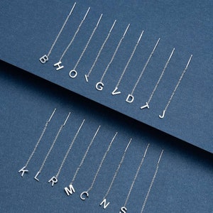 Pendientes minimalistas personalizados con enhebrador: cadena con letras y nombre personalizado en plata de ley 925: un regalo único para ella