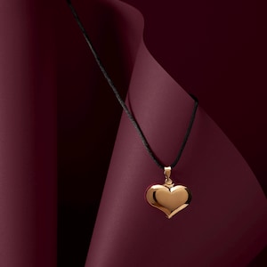 Vergoldete Herzanhänger, Valentinstag Geschenk, Herzanhänger mit Gravur, trendy Schmuck, personalisiertes Geschenk für sie