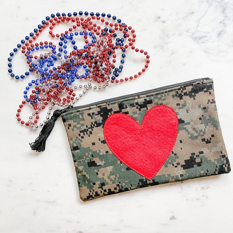 Gift for Girlfriend US Marine Marpat Zip Pouch USMC Hobbyist License 21090 Woodland Camouflage Fabric Pencil Pouch Mother of Marine