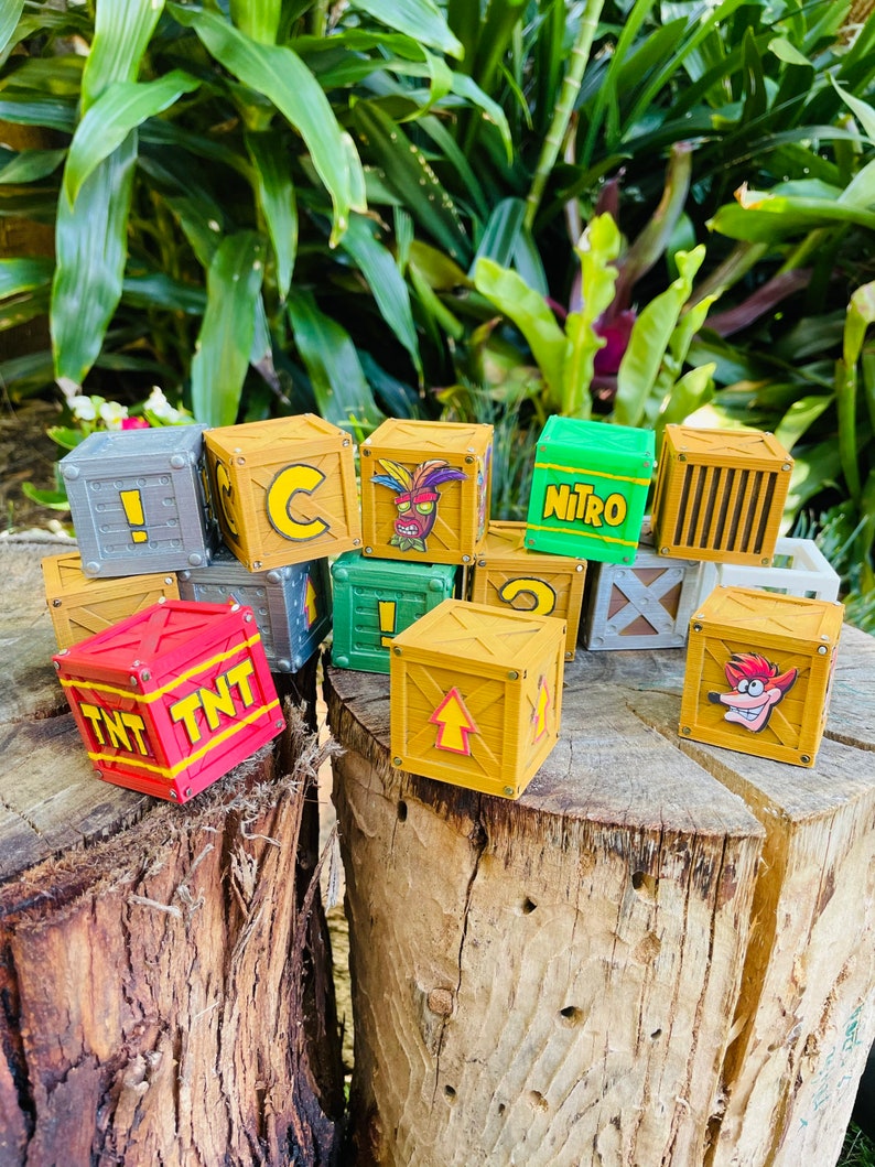 Crash Bandicoot  Wumpa Crate Classics Set image 0