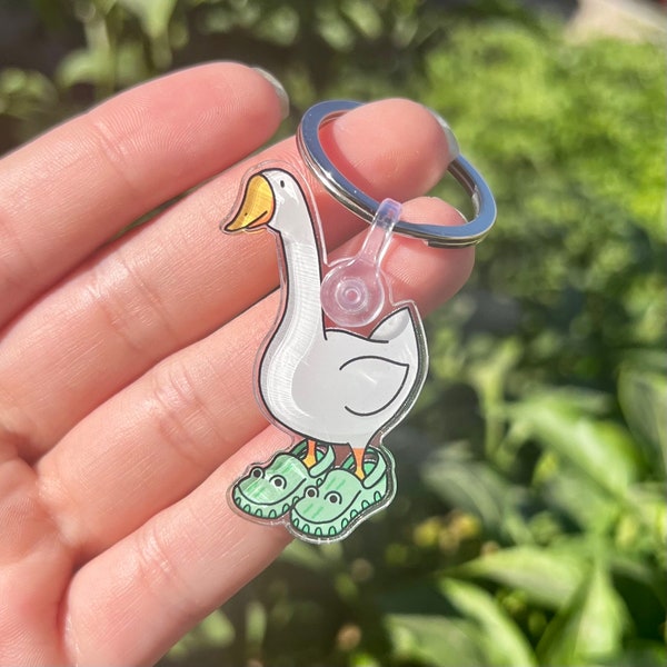 Goose wearing crocs, Keyring, Fun silly keychain, Keys decoration, Bag keychain, gag gift, funny Key ring