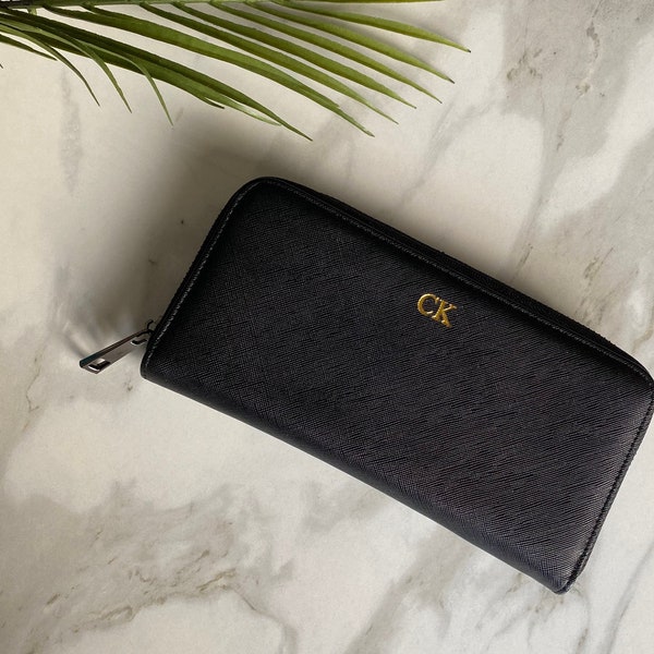 PERSONALISED VEGAN PURSE Black Zip around wallet, Gifts for Her, monogram custom initial in gold or silver