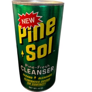 May include: A green Pine-Sol cleanser can with yellow and red text. The can reads "NEW Pine Sol" and "Pine-Fresh Cleanser". The can states it cleans, bleaches, and eliminates odours. The net weight is 397 grams.