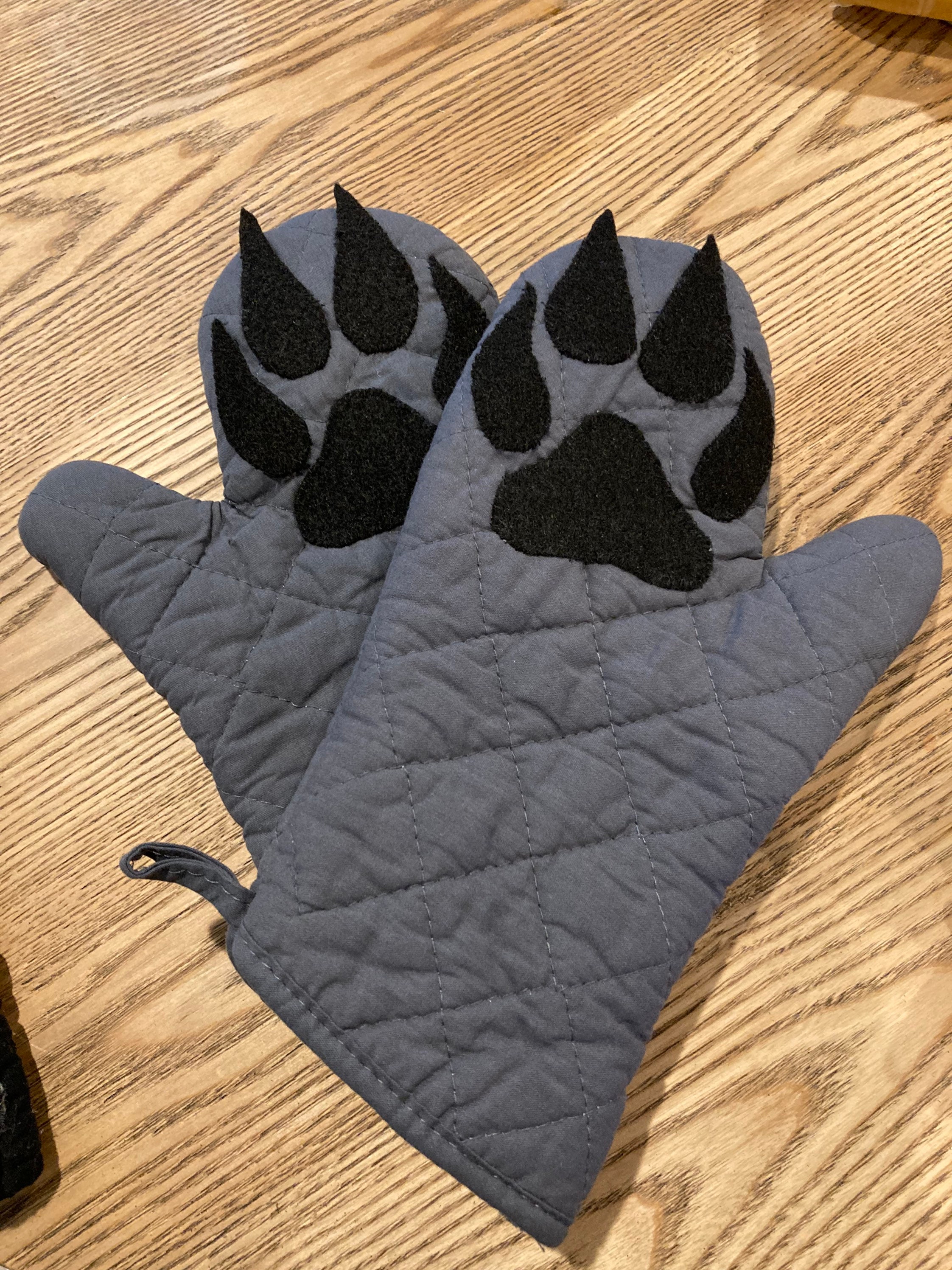 Tabby Cat Green Oven Mitts Cute Silicone Paw Print Kitchen 