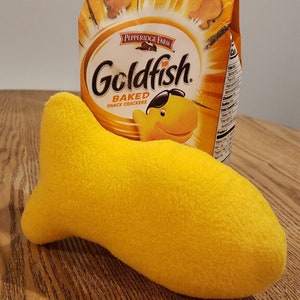 Goldfish Cracker Plush Bild 1