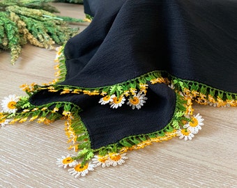 Traditional Turkish Oya Lace Scarf/ Turkish Yazma Daisy Lace Scarf / Vintage Black Needle Lace Headscarf / Handmade Shawls / Unique Gifts