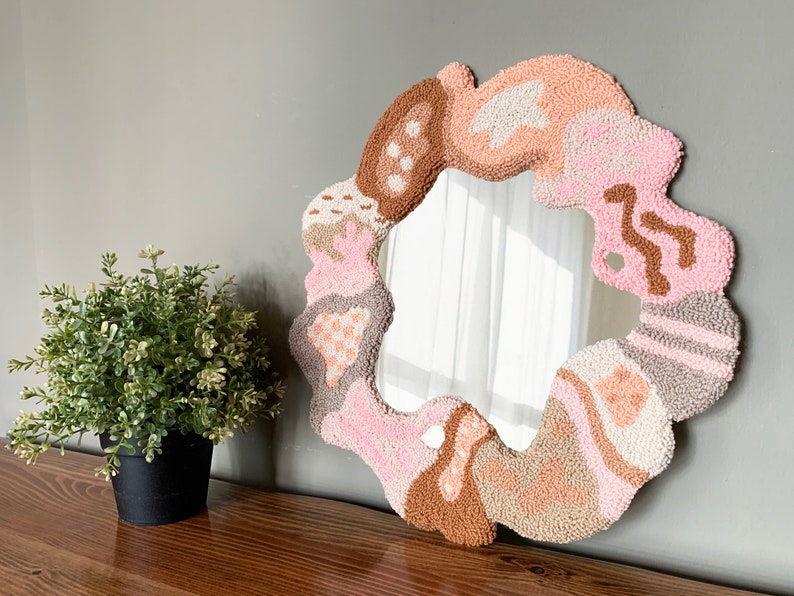 Handmade Tufted Mirror, Modern Round Punch Needle Mirror, Pastel Pink Melting Mirror, Psychedelics Unique Home Decor, Punch Needle image 4