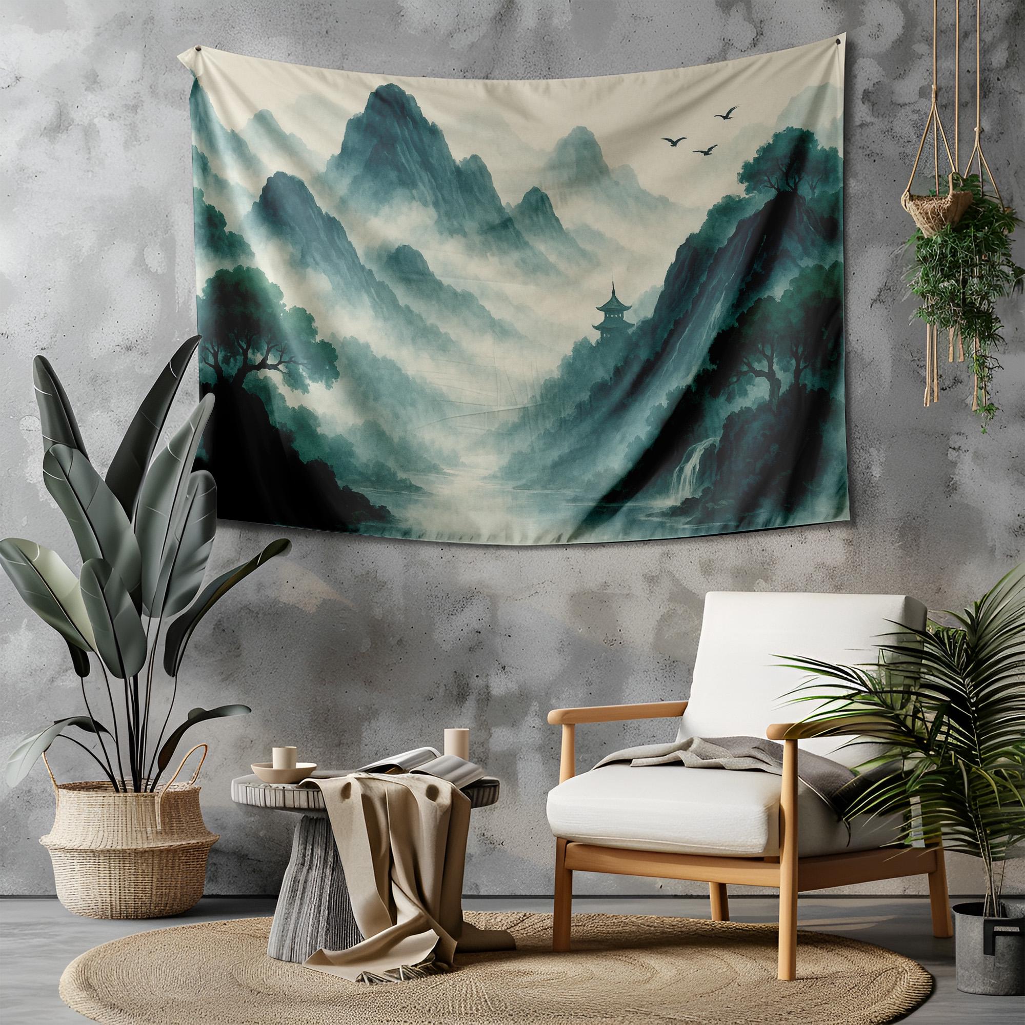 霧の山の風景タペストリー - 中国風の日本の墨絵風の壁掛け、禅の霧の
