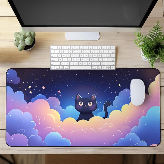 Tappetino Mouse XXL Da Gaming 80x40 Cm - Foresta Verde Con Gatto Nero Kawaii - Bordi Cuciti E Base Antiscivolo