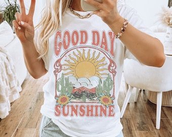 Good Day Sunshine Tee, Comfort Colors® Tee, Sun Graphic Tee, Sun T Shirt, Boho Tee, Retro 70s Style Shirt, Hippie Shirts, Oversized Tee