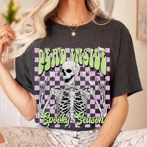 Chemise d&#39;Halloween rétro, chemise squelette mort à l&#39;intérieur, t-shirt d&#39;Halloween vintage, chemise de saison effrayante, jolies chemises d&#39;automne pour femme