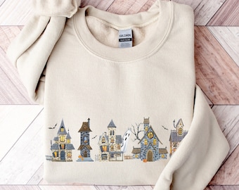 Halloween Sweatshirt for Women, Haunted House Hoodie, Vintage Halloween Crewneck, Spooky Season Shirt, Pumpkin Sweatshirt, Halloween Gift