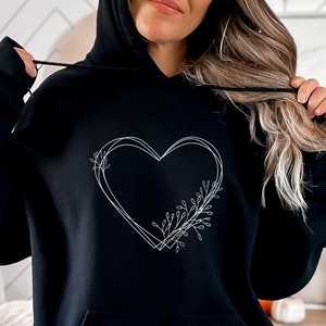 Women&#39;s Minimal Floral Heart Hooded Sweatshirt, Minimalist Flower Heart Crewneck Sweater for her, Cozy Gifts for Her