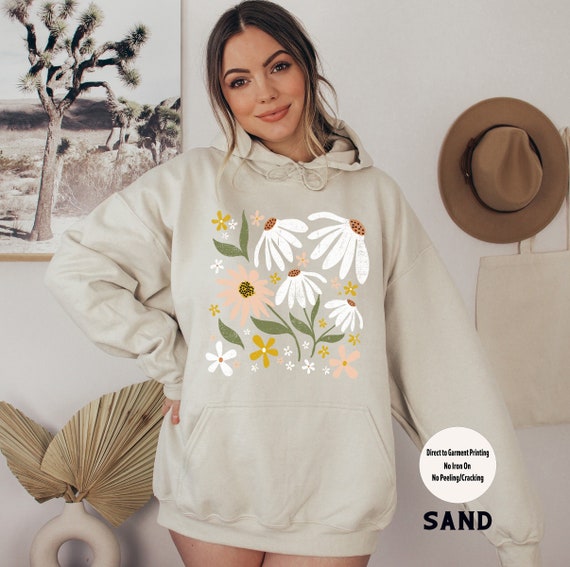 Flower Sweatshirt, Wildflower Nature Crewneck, Floral Hoodie, Boho Sweatshirt, Flowers Sweater, Gift for Mom, Girlfriend Gifts