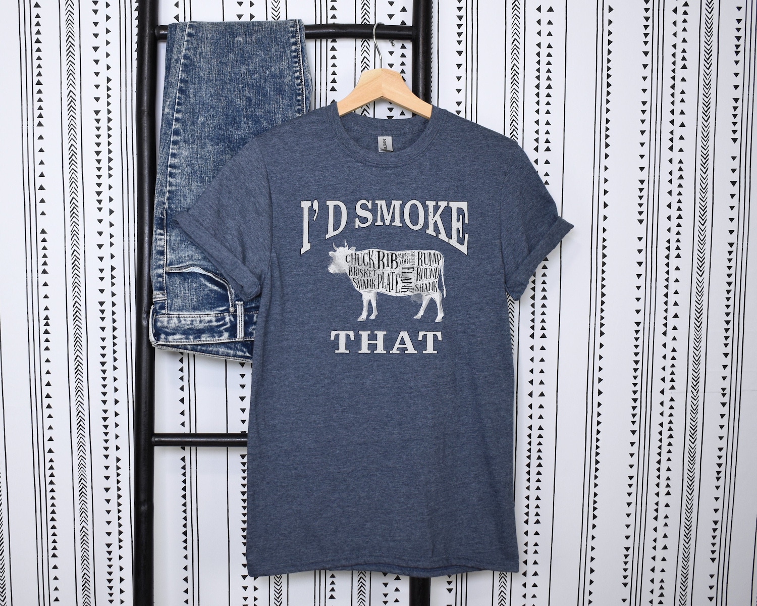 Barbecue Shirt, I'd Smoke That Cow Shirt, BBQ Accessories, BBQ Accessory, Pit Master Shirt, Gift for Dad, Fathers Day Gift, Grilling Shirt