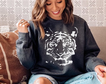 TIGER Face Graphic Sweatshirt | Tiger Crew Neck | Vintage