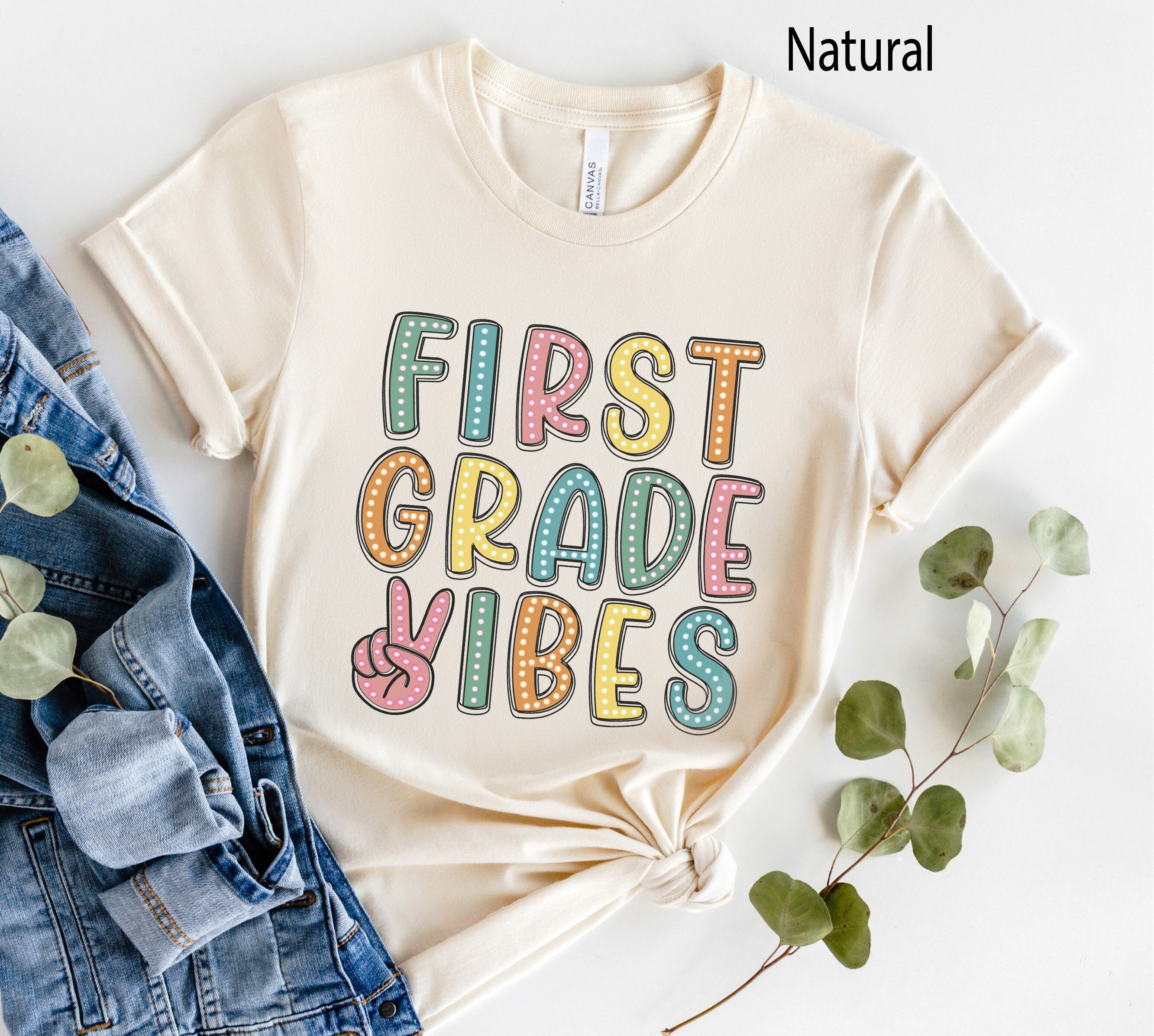 レディースファッション Back To School 1st Grade Vibes First Grade Teachers Students T-Shirt Hello 1st Grade Back To School 1st Grade Vibes Teacher Kids