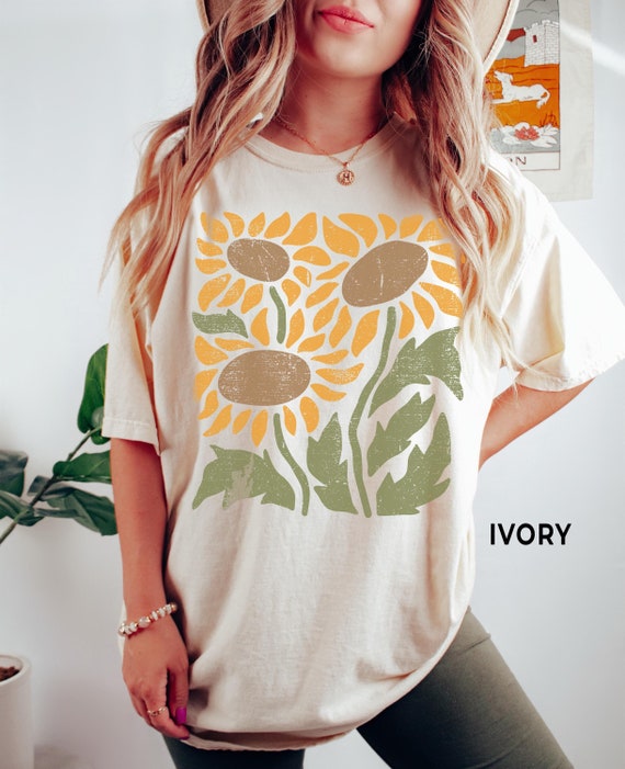 Retro Flower Shirt, Comfort Colors®, Vintage Sunflower Shirt, Wildflowers TShirt, Boho Tee, Botanical Shirt, Sunflower Lover Gifts For Her