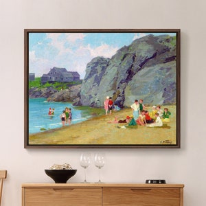 Puede incluir: Una pintura que representa una escena de playa con gente nadando y tomando el sol. La pintura está enmarcada en un marco marrón y está colgada en una pared blanca.