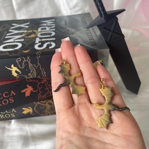 polymer clay fourth wing inspired dragon earrings / bookish accessories / booktok merch / onyx storm / gifts for book lovers