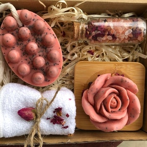 Rose Gift for her, birthday Gift Box, Handmade Gifts, natural vegangifts, plant based, gift for mother