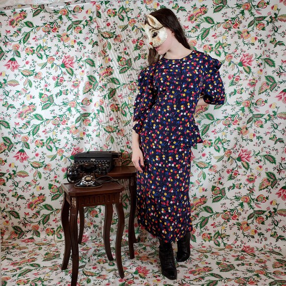 Vintage Totally 80's Floral ruffle dress