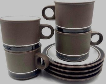 Hornsea Pottery ‘Contrast’ design cups and saucers set of 4.  Made in England 1974.