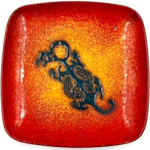 1970s enamel metal pin dish / trinket tray