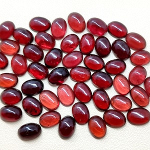 Natural Mozambique Garnet Cabochon, Garnet Gemstone Cabochon, Mozambique Garnet Smooth Oval Cabochon, 7x5 MM AAA Quality Loose Gemstone