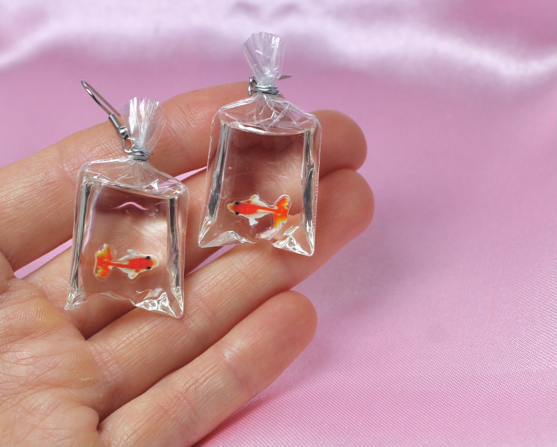 Details more than 65 goldfish bag earrings best