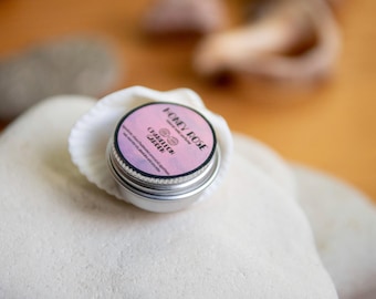 Honey Rose solid perfume Compact Natural Perfume Travel size Bulgarian rose 5 ml tin with screw-on lid Sensual Gift for her Feminine scent