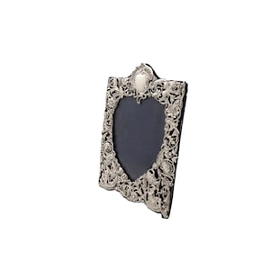 Antique Victorian Sterling Silver &#39;Heart&#39; Photo Frame 1895