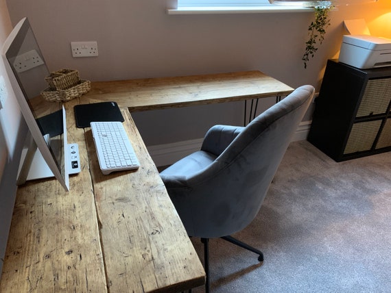 Rustic Corner Desk Made From Reclaimed Wood With Metal Hairpin