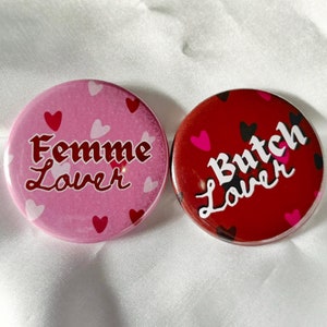 Insignias de botón con reverso de Butch / Amante de las mujeres / Lesbiana