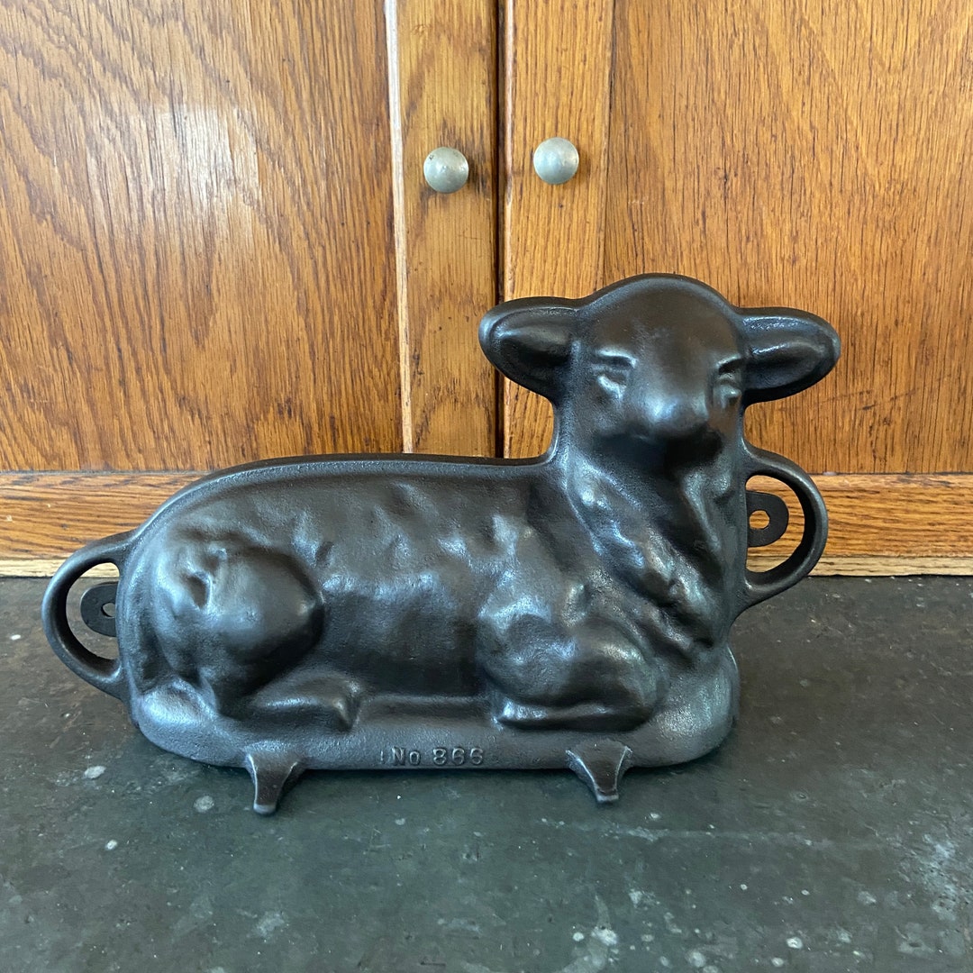 VTG Griswold Cast Iron Lamb Cake Mold Etsy