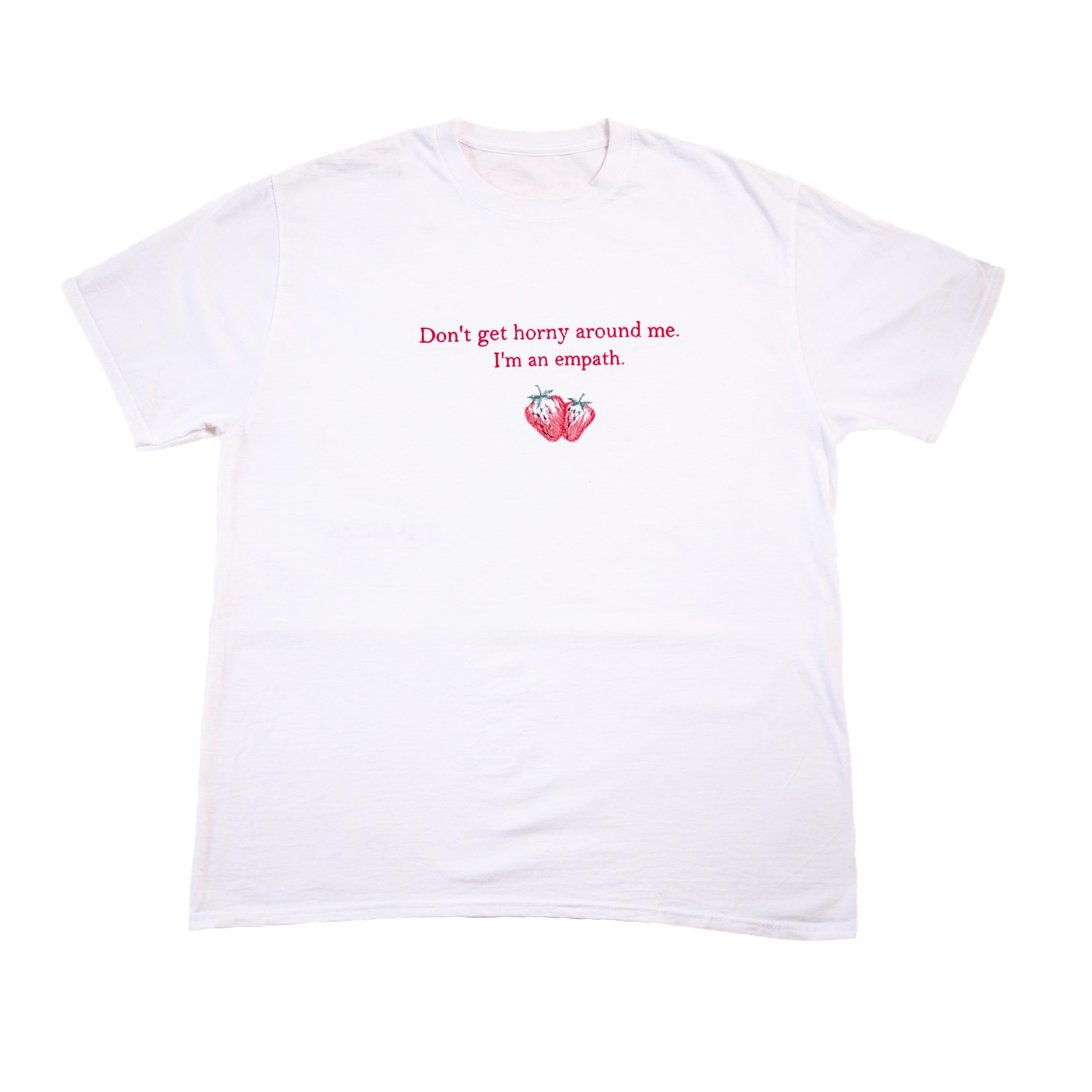 Tシャツ・カットソー COTTON T-SHIRT WITH EMBROIDERY Embroidered T-shirt Embroidery Artisanal Handmade Clothing
