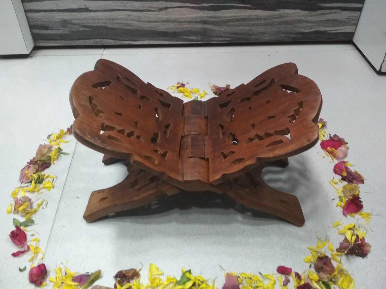 Holy Book Holder/ Book Stand/ Spiritual/ Collectible/ Wooden Etsy