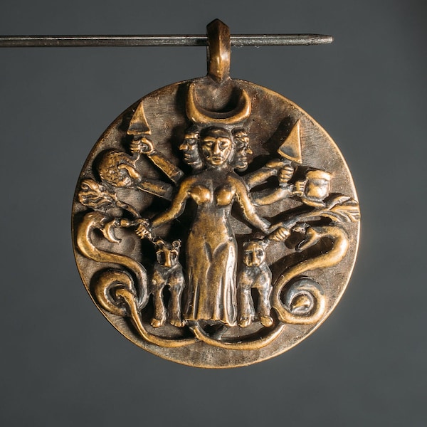 Collier déesse Hécate, breloque Hécate de la mythologie grecque néo-païenne, pendentif rituels magiques nécromancie bronze\argent triple déesse Hécate lune