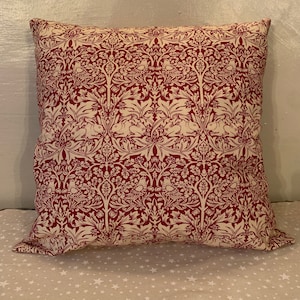 William Morris Brer Rabbit Red cushion cover with zip