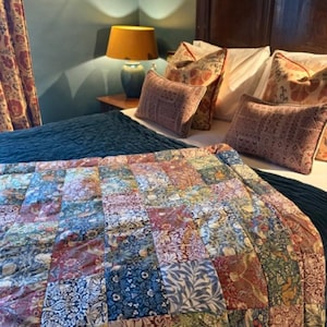 William Morris quilted patchwork throw/blanket