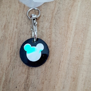 Einkaufswagenchip, Maus, Teddy , kleiner chipanhänger personalisiert,anhänger, UV Resin, Glitzer, Holo design